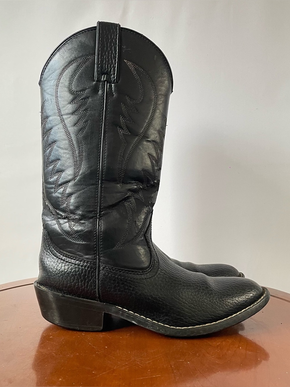 Express Rider Men’s Trivette black faux leather cowboy boots | US 8.5
